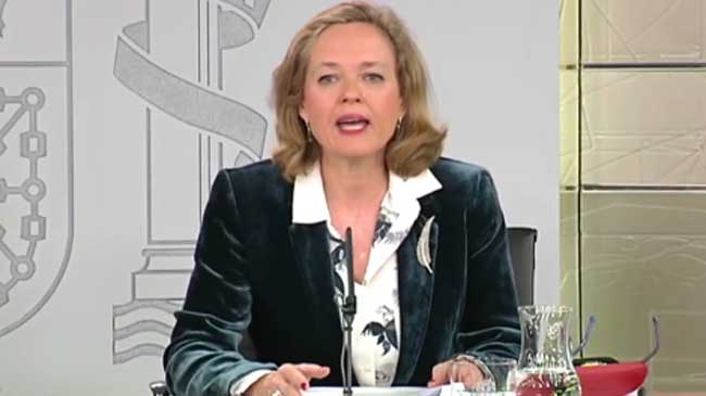 Nadia Calvi&ntilde;o, ministra de Econom&iacute;a