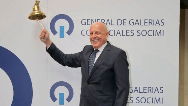 Tom&aacute;s Olivo el d&iacute;a en que sali&oacute; a Bolsa Galer&iacute;as Comerciales