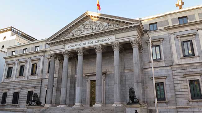 Imagen exterior del Congreso de los Diputados, donde el pr&oacute;ximo lunes se presentar&aacute;n los PGE 2019.