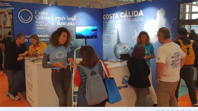 Stand de Murcia en el Sal&oacute;n de la Plong&eacute;e de Par&iacute;s