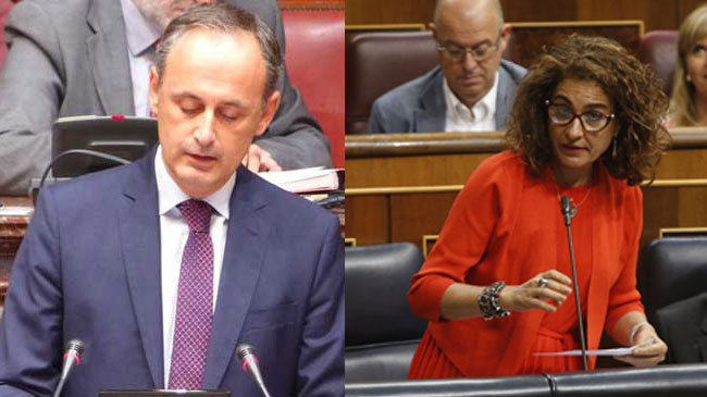 Javier Celdr&aacute;n, consejero de Hacienda, y Mar&iacute;a Jes&uacute;s Montero, portavoz del Gobierno