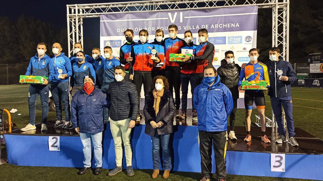 P&oacute;dium masculino Campeonato regional de Duatl&oacute;n contrarreloj por equipos