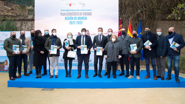 Momento de la presentación de la estrategia Momento de la presentación de la estrategia
