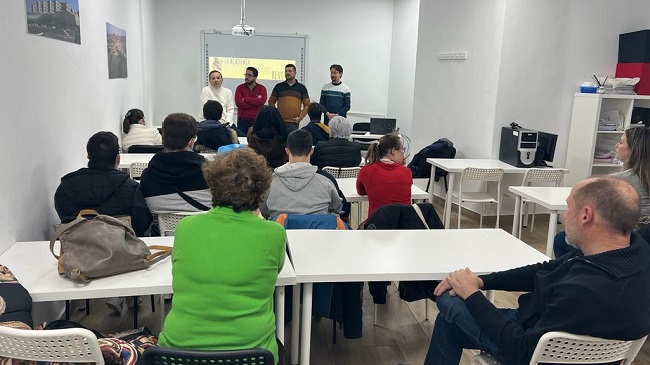 Presentaci&oacute;n del Taller de Inform&aacute;tica B&aacute;sica&nbsp;para personas con Discapacidad en la Academia de Jos&eacute; Luis Reverte