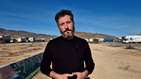 El Diputado de Podemos, V&iacute;ctor Eg&iacute;o, en la rave de Fuente &Aacute;lamo