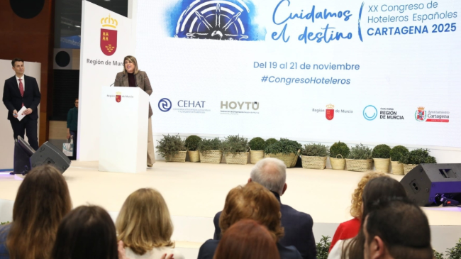 La alcaldesa presenta en FITUR las ayudas para crear hoteles en Cartagena como la oportunidad de participar de su crecimiento tur&iacute;stico.