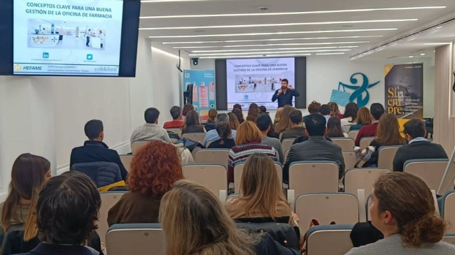Imagen de un curso de formación impartido por Hefame - Hefame Imagen de un curso de formación impartido por Hefame - Hefame