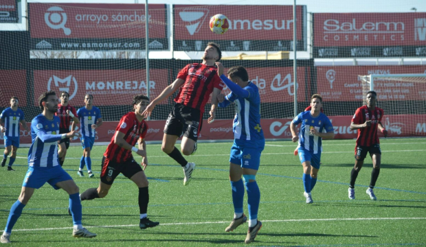 El Lorca Deportiva cae en Puente Genil (1-0). El Lorca Deportiva cae en Puente Genil (1-0).