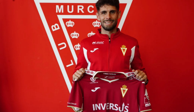 Óscar Gil, nuevo jugador del Real Murcia. Óscar Gil, nuevo jugador del Real Murcia.
