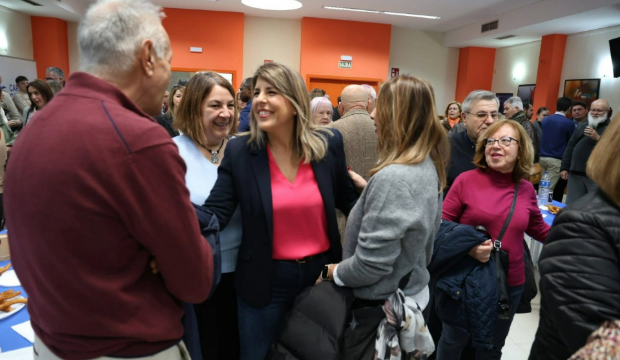 Noelia Arroyo, presidenta del PP de Cartagena, durante un encuentro con simpatizantes y afiliados. Noelia Arroyo, presidenta del PP de Cartagena, durante un encuentro con simpatizantes y afiliados.
