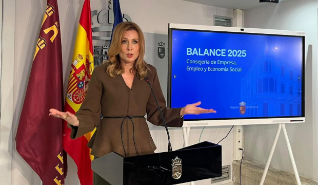 La consejera de Empresa, Empleo y Economía Social, Marisa López Aragón, durante la comparecencia. La consejera de Empresa, Empleo y Economía Social, Marisa López Aragón, durante la comparecencia.