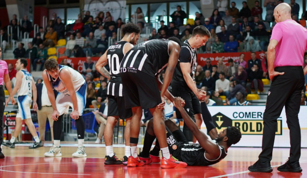 Garuba durante el encuentro ante Flexicar Fuenlabrada.