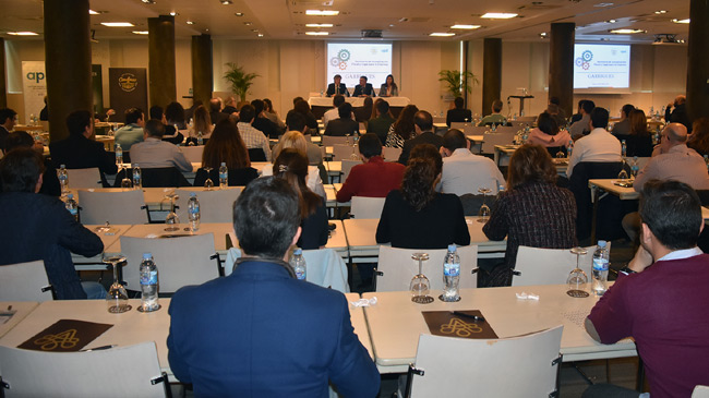 Asistentes a la jornada organizada por Garrigues