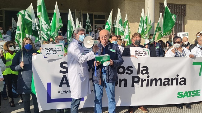 Protesta impulsada por Satse este jueves en el Centro de Salud de San Andr&eacute;s en Murcia