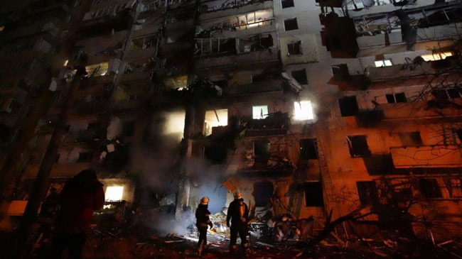 Edificio de viviendas en llamas en Kiev Edificio de viviendas en llamas en Kiev