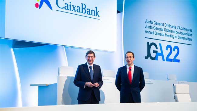 Jos&eacute; Ignacio Goirigolzarri, presidente de CaixaBank, y Gonzalo Gort&aacute;zar, consejero delegado, en una imagen de archivo