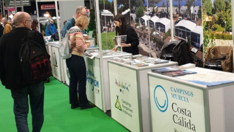 Imagen del mostrador de la Regi&oacute;n en la feria de Birmingham