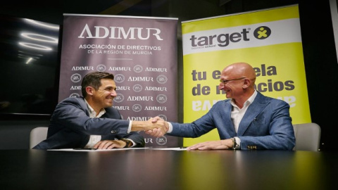 Antonio L&oacute;pez, presidente de ADIMUR, y&nbsp;L&oacute;pez Naranjo, representante de Target Business School