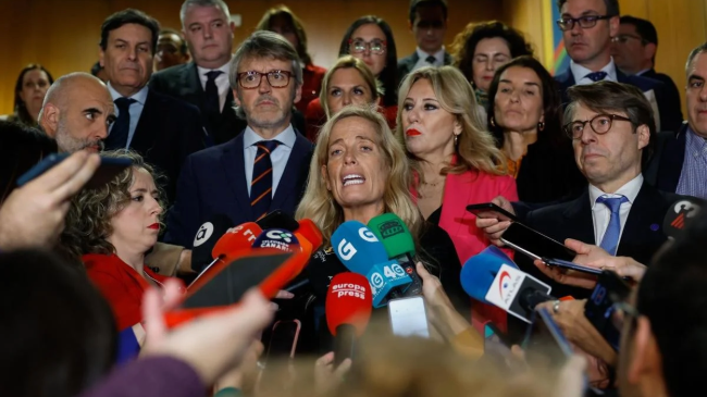 Las comunidades del PP abandonan la reunión del CPFF (EFE). Las comunidades del PP abandonan la reunión del CPFF (EFE).