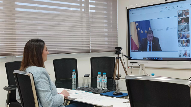 Sara Rubira durante la reunión mantenida con el ministro, Luis Planas. Sara Rubira durante la reunión mantenida con el ministro, Luis Planas.