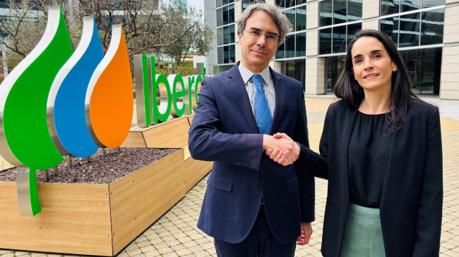 berdrola y Marinas de España se alían para electrificar los puertos deportivos. berdrola y Marinas de España se alían para electrificar los puertos deportivos.