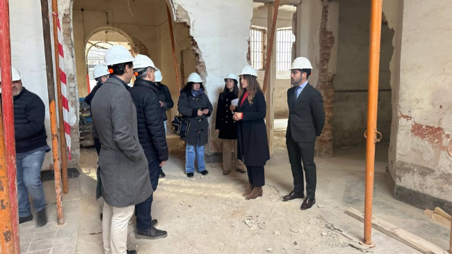 La vicealcaldesa y concejala de Fomento y Patrimonio, Rebeca Pérez, realiza una visita técnica a las obras de la Cárcel Vieja. La vicealcaldesa y concejala de Fomento y Patrimonio, Rebeca Pérez, realiza una visita técnica a las obras de la Cárcel Vieja.