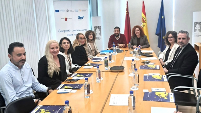 Jornada para dar a conocer a las empresas del sector tur&iacute;stico los servicios del SEF.