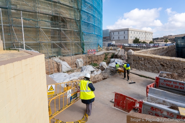 Trabajos en el Anfiteatro Romano en los primeros días de febrero - Ayuntamiento de Cartagena Trabajos en el Anfiteatro Romano en los primeros días de febrero - Ayuntamiento de Cartagena