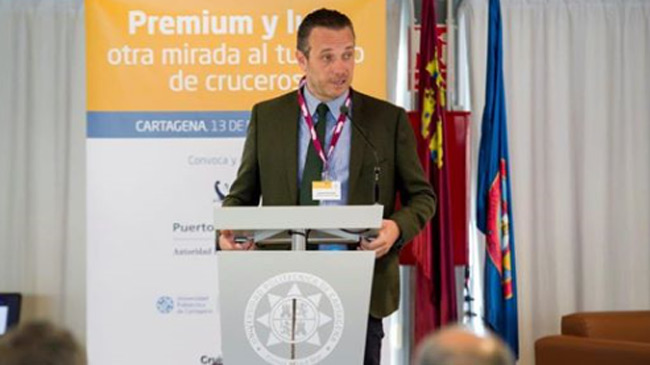 Joaqu&iacute;n Segado, presidente de la Autoridad Portuaria, en la inauguraci&oacute;n de la jornada