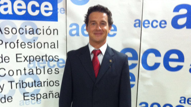 Antonio Ibarra, presidente de AECE en la Regi&oacute;n