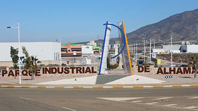 Uno de los accesos a Industrial Alhama