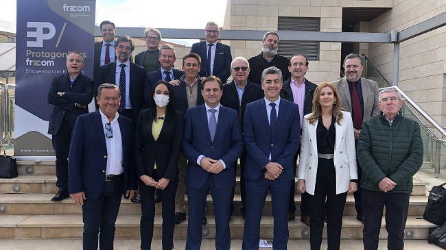 Participantes en el encuentro Protagonistas organizado por Frecom