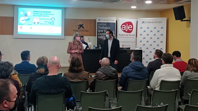 La jornada de &lsquo;Autoliderazgo y Resiliencia para que tu negocio sobreviva&rsquo;, celebrada este mi&eacute;rcoles, ha sido la primera iniciativa desarrollada dentro del programa &lsquo;AJE Incorpora&rsquo;