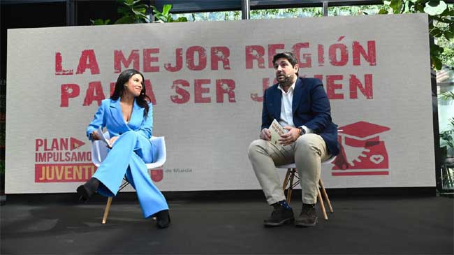 L&oacute;pez Miras, esta ma&ntilde;ana, en la presentaci&oacute;n del plan