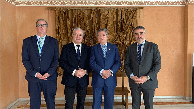 De izq. a dcha - José Cabezos, CEO de MurciaEconomía; Marcos de Quinto, empresario; Federico Trillo-Figueroa, presidente no ejecutivo de MurciaEconomía y ex ministro de Defensa y José Miguel Cánovas, presidente del Grupo De izq. a dcha - José Cabezos, CEO de MurciaEconomía; Marcos de Quinto, empresario; Federico Trillo-Figueroa, presidente no ejecutivo de MurciaEconomía y ex ministro de Defensa y José Miguel Cánovas, presidente del Grupo