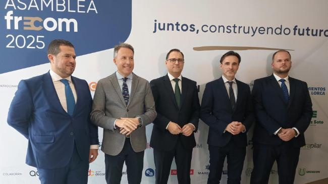 El consejero de Fomento e Infraestructuras, Jorge Garc&iacute;a Montoro, durante la Asamblea General de Frecom celebrada en Lorca.