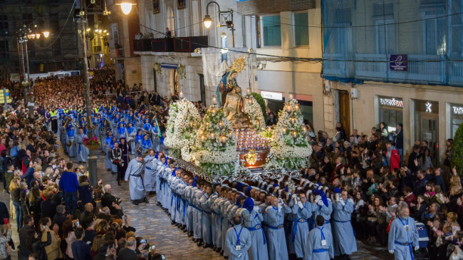 La Piedad durante la procesi&oacute;n de Lunes Santo.