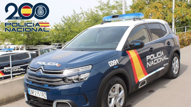 Coche patrulla de la Polic&iacute;a Nacional - POLIC&Iacute;A NACIONAL