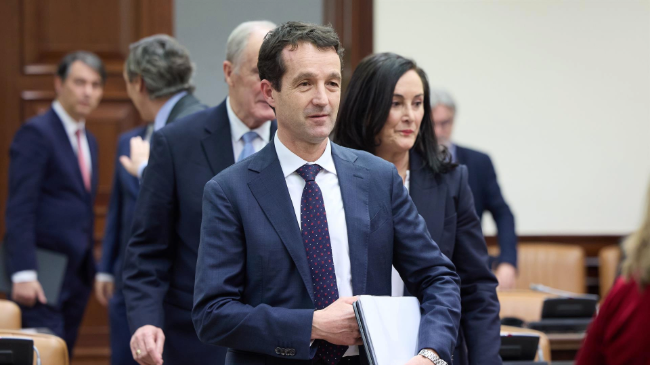 El presidente ejecutivo del Consejo de Administraci&oacute;n de INDRA, &Aacute;ngel Escribano, a su llegada para comparecer ante la comisi&oacute;n Mixta de Seguridad Nacional, en el Congreso de los Diputados, a 13 de marzo de 2025, en Madrid (Jes&uacute;