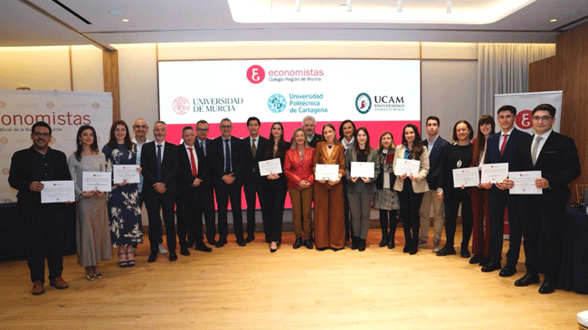 Entrega de premios anuales “Economía y Empresa” Entrega de premios anuales “Economía y Empresa”