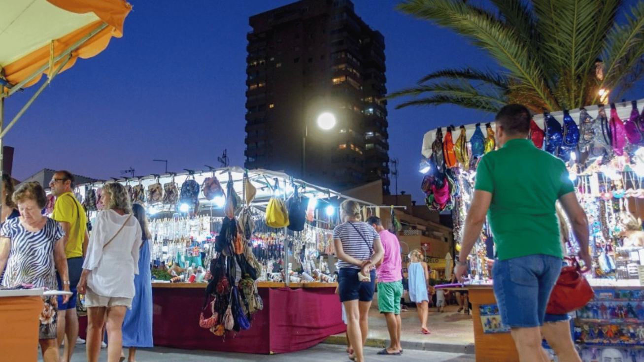 Mercadillo en Plaza Bohemia - Ayto. de Cartagena Mercadillo en Plaza Bohemia - Ayto. de Cartagena