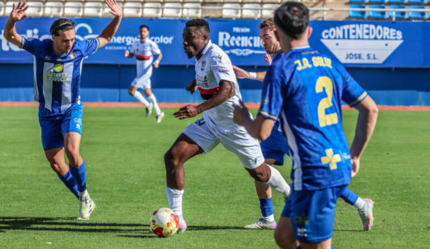 Imagen del partido de ida entre Lorca Deportiva y UD Melilla (1-0). Foto: Melilla Hoy Imagen del partido de ida entre Lorca Deportiva y UD Melilla (1-0). Foto: Melilla Hoy
