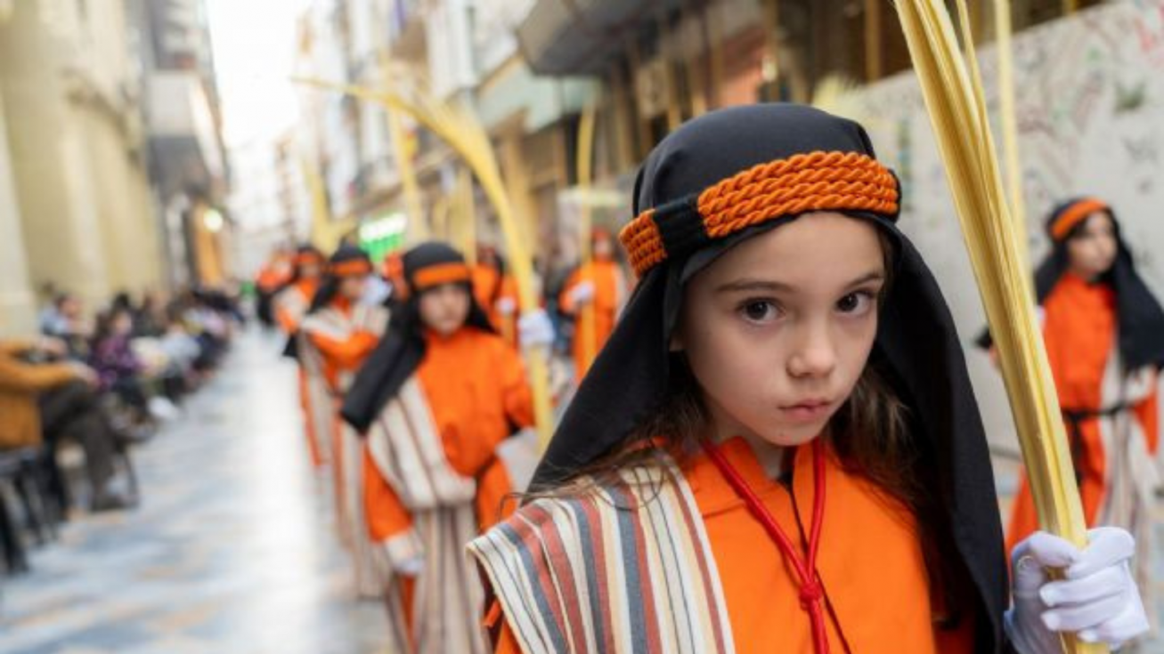 Miles de niños tomarán las calles de Cartagena durante el Domingo de Ramos. Miles de niños tomarán las calles de Cartagena durante el Domingo de Ramos.