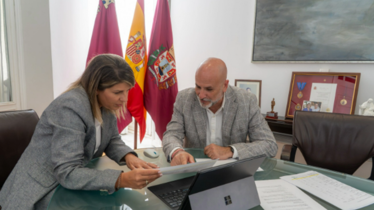 Gonzalo López Pretel junto a Noelia Arroyo. Gonzalo López Pretel junto a Noelia Arroyo.