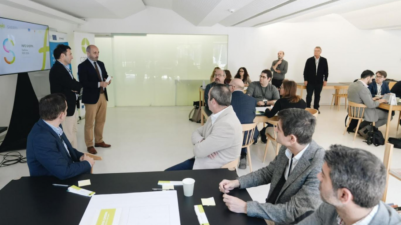 El director del Info, Joaquín Gómez, durante la celebración de la cuarta edición de 'Info Serpha'. El director del Info, Joaquín Gómez, durante la celebración de la cuarta edición de 'Info Serpha'.