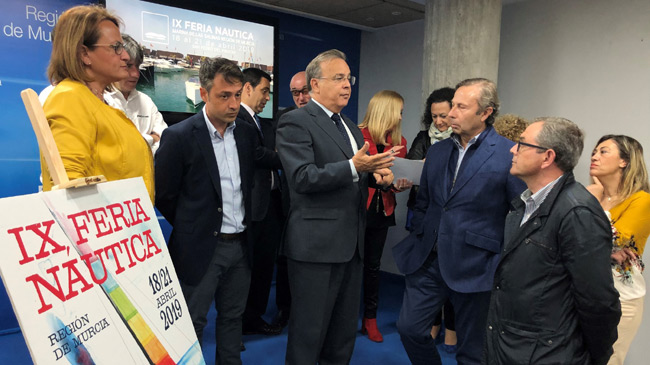 Momento de la presentaci&oacute;n de la feria