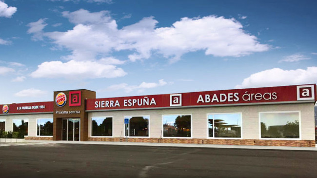 &Aacute;rea de servicio Abades entre Alhama y Totana