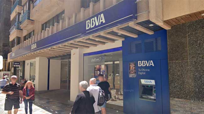 La oficina se sit&uacute;a sobre el BBVA de la calle Mayor de Cartagena