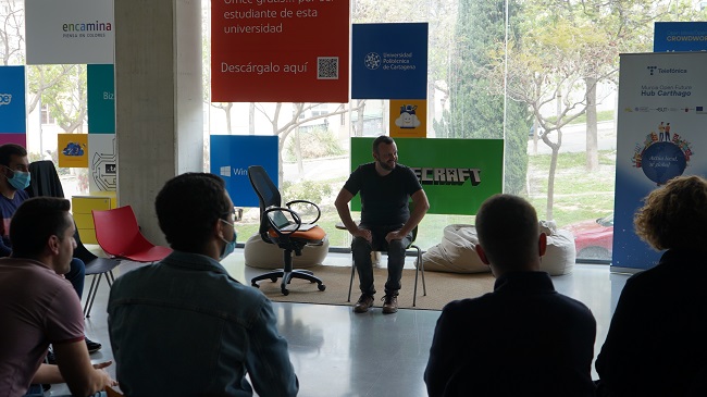 Imagen del inicio de la formaci&oacute;n a las startups participantes que se realiza en la UPCT