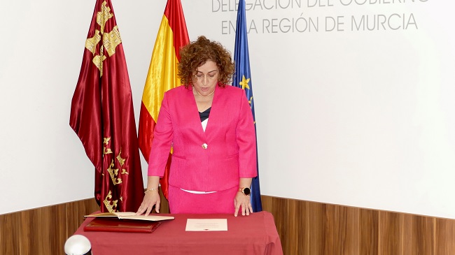 Caridad Rives jura el cargo como delegada del Gobierno